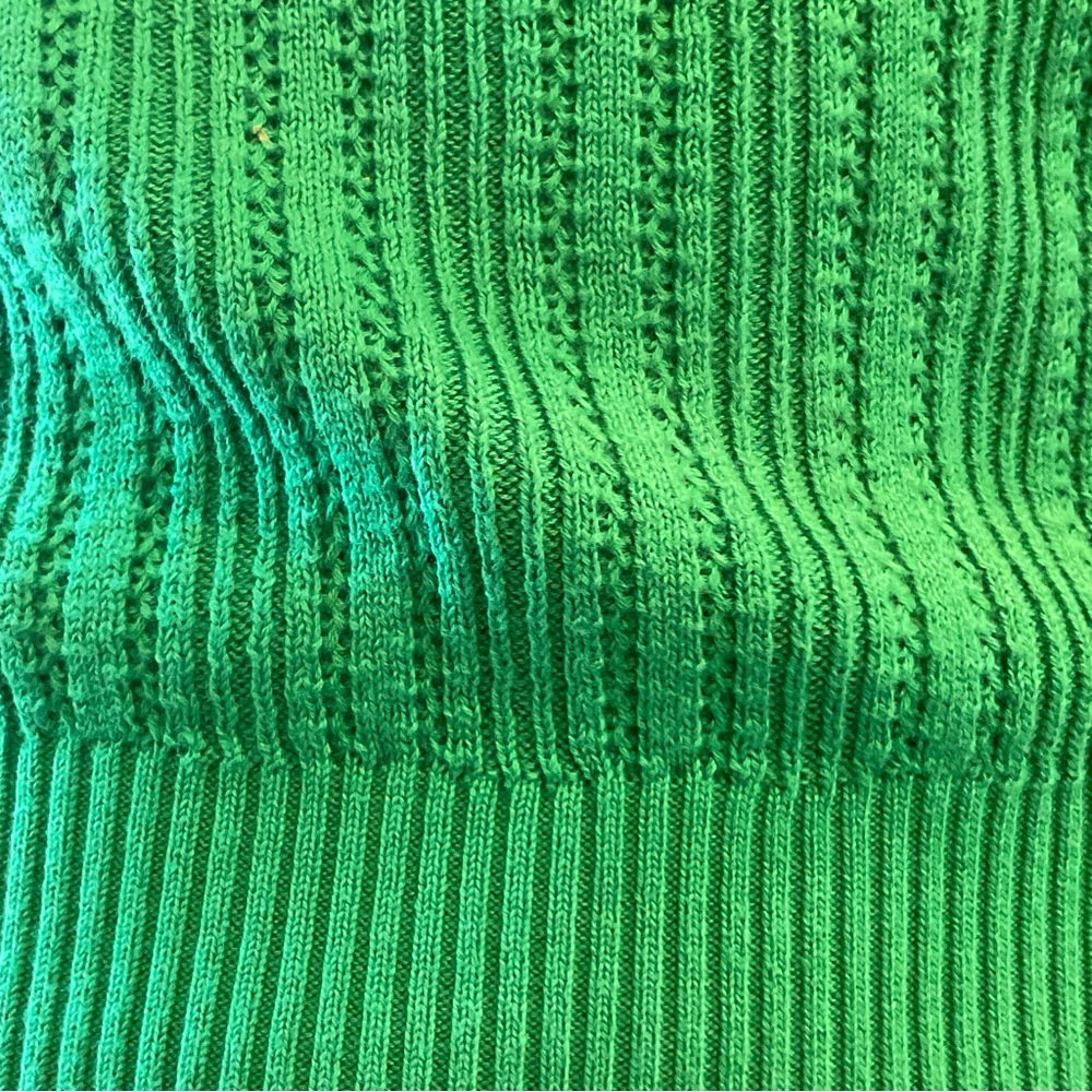FREE with purchase: Old Navy bright green long-sleeve top. 100% cotton. Size S - Picture 6 of 9